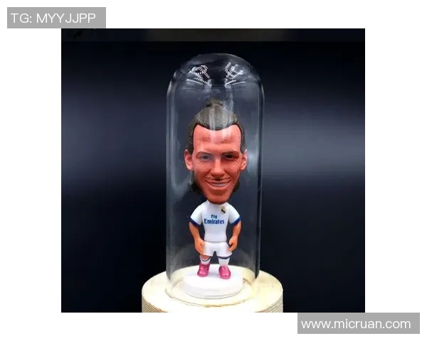 足球明星玩偶摆饰品打造个性家居风格的完美选择 足球明星玩偶摆饰品打造个性家居风格的完美选择